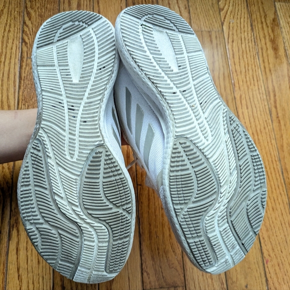 Size 6 ADIDAS EDGE LUX 4 WOMEN’S RUNNING SHOES ART G58478 Silver White - Picture 6 of 10